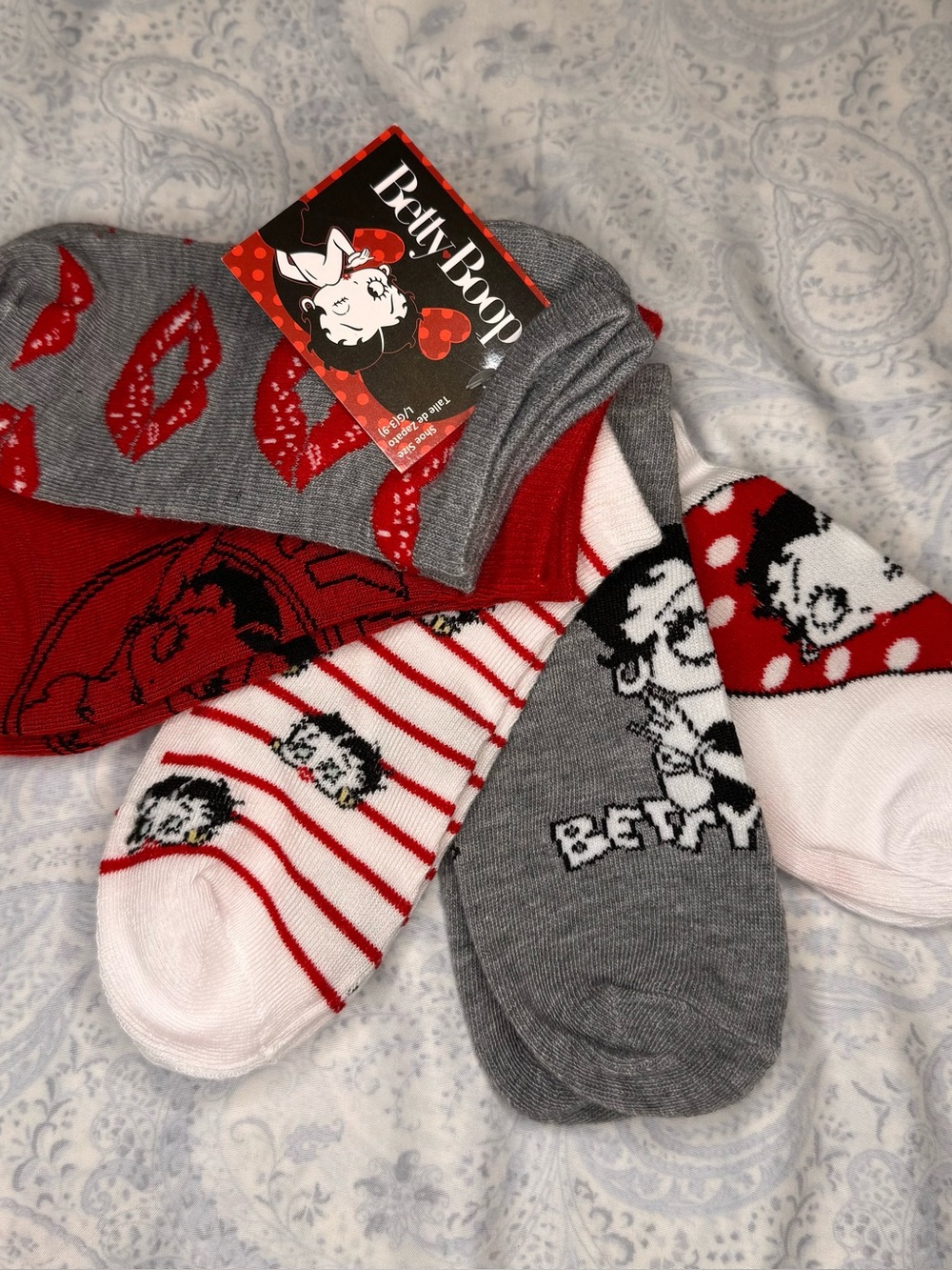 Betty Boop Ankle Socks - 5 Pack - Note: these are smaller ladies size 3-9 shoe